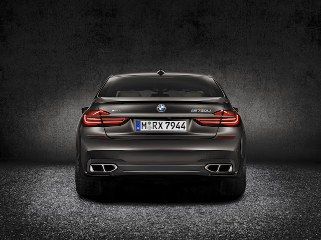 BMW M760Li xDrive